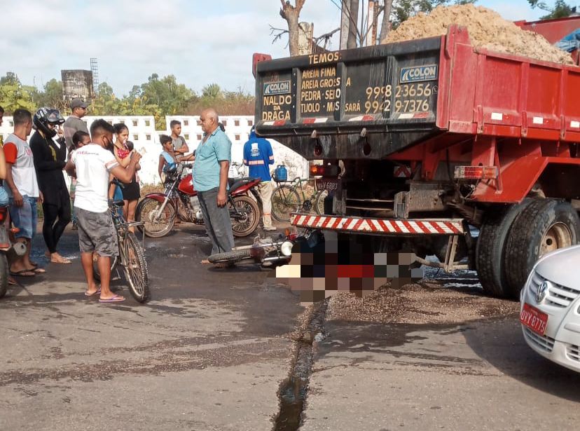 Motociclista morre após ser esmagado por caminhão na Santa Maria da Codipi