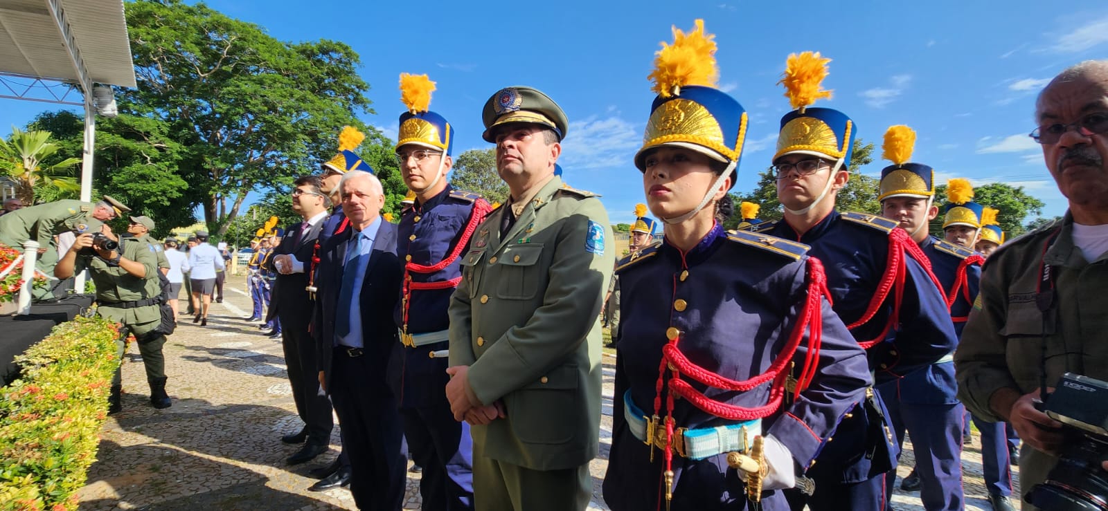 Polícia Militar celebra o Dia do Tiradentes e realiza entrega de Espadins aos Oficiais em formação