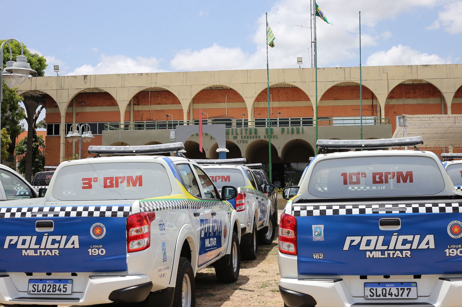 Polícia Militar receberá 200 novas viaturas pick-ups na próxima quinta-feira (12)