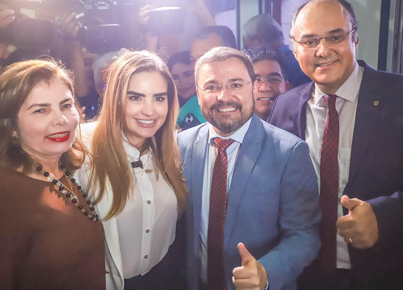 Fábio Novo e Bárbara Soares se unem em pré-candidatura à Prefeitura de Teresina