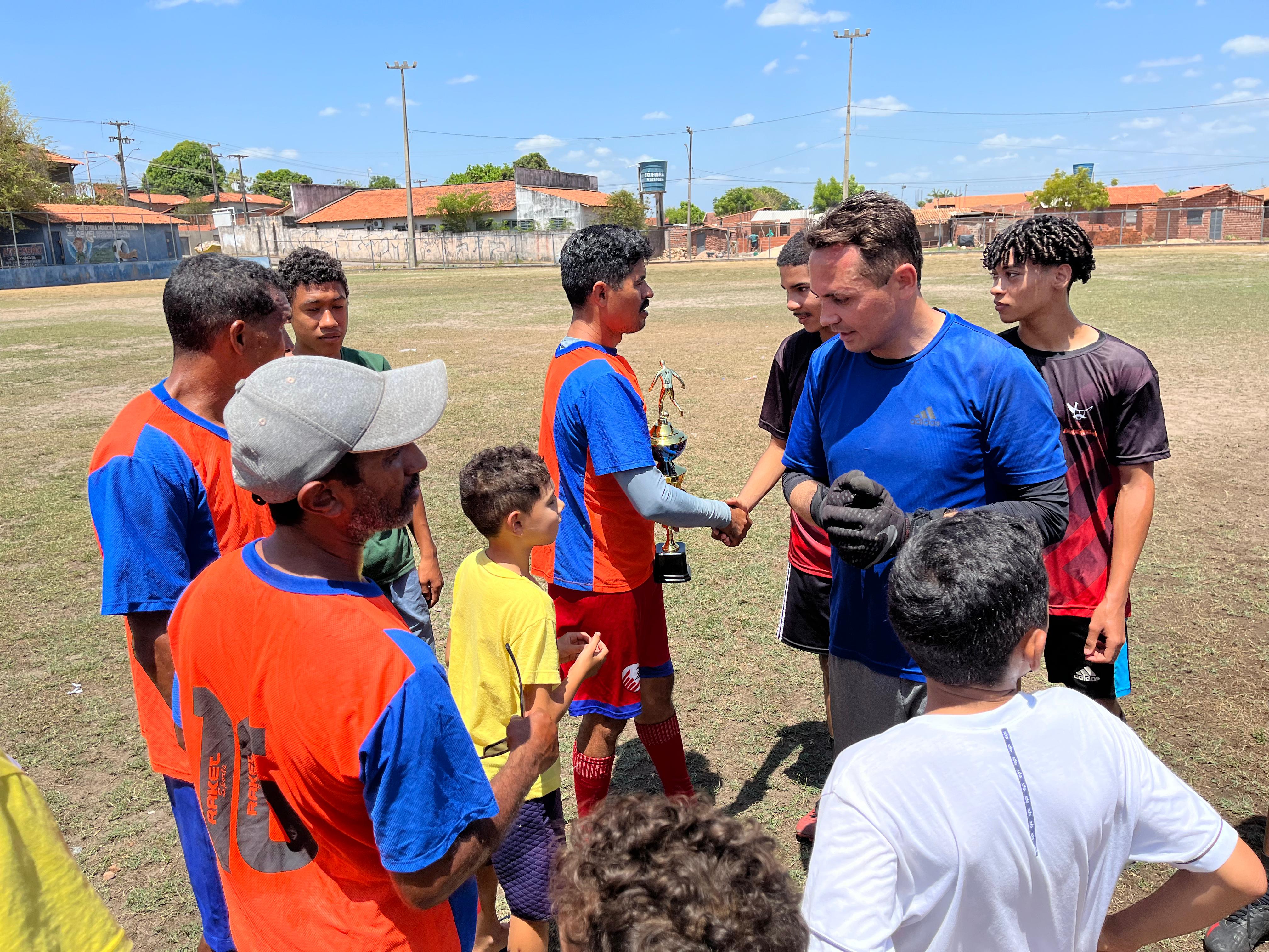 DRACO promove jogo de futebol para combater criminalidade na zona Leste de Teresina