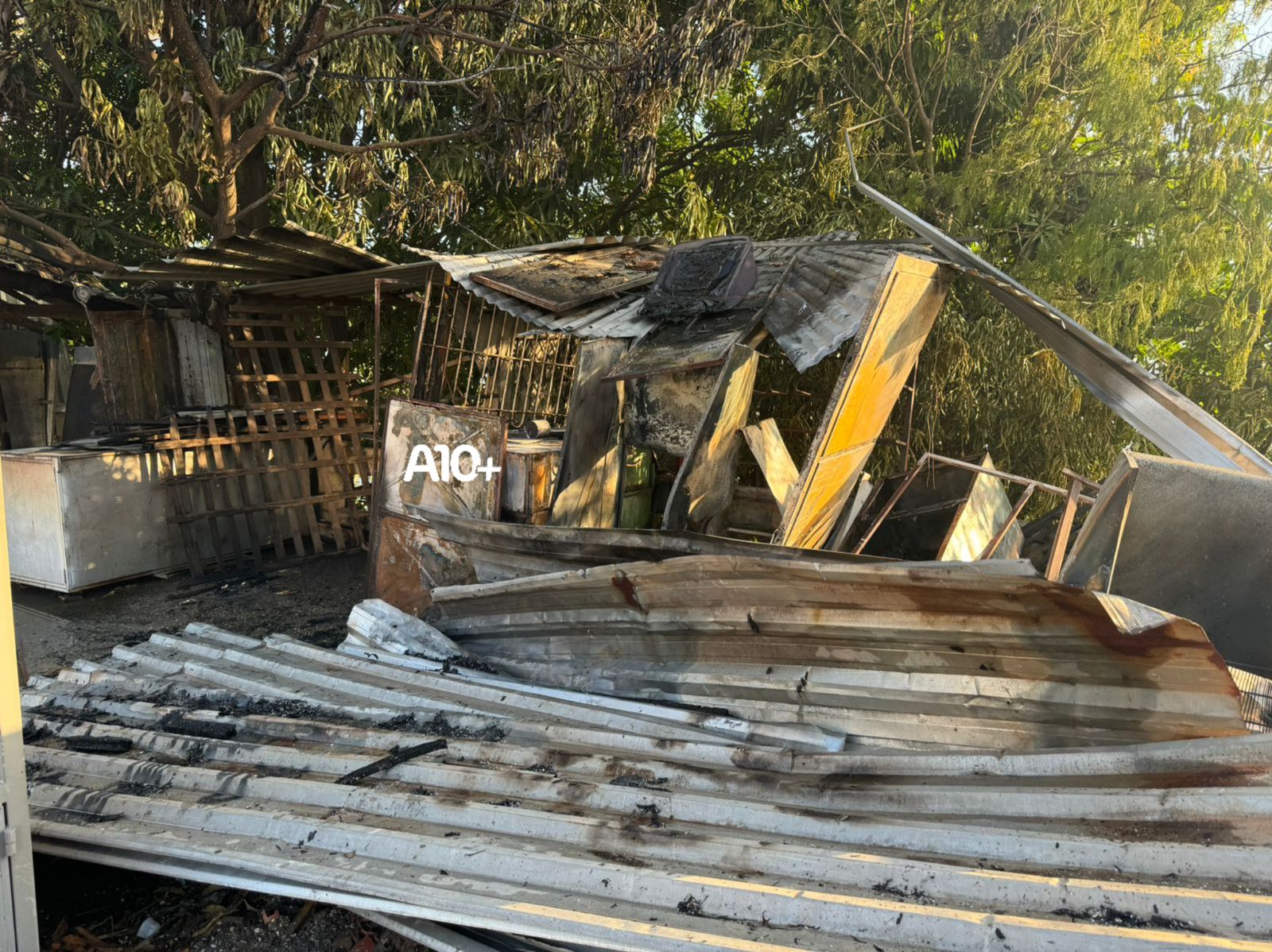 Incêndio atinge Troca-Troca, em Teresina