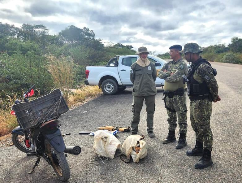 Armas, motos e animais silvestres abatidos são apreendidos em Operação no Parque Serra das Confusões