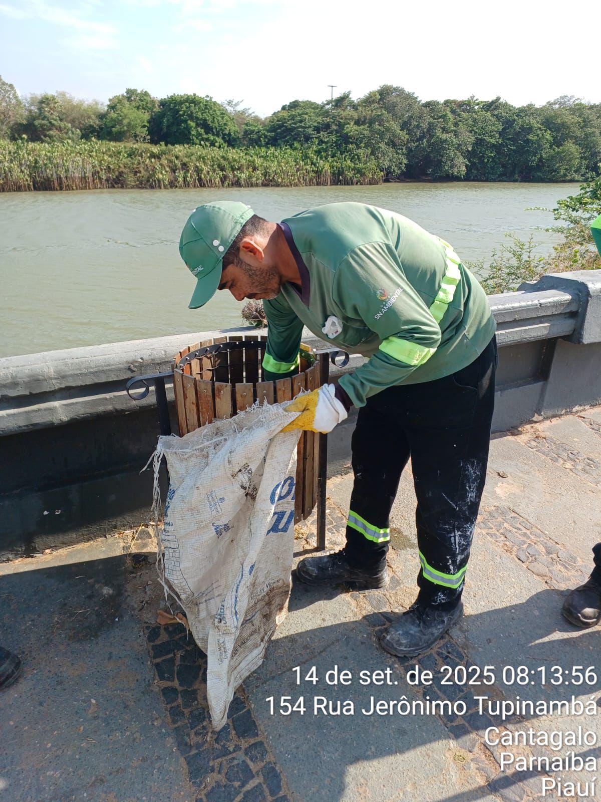 Mutirão de limpeza em Parnaíba