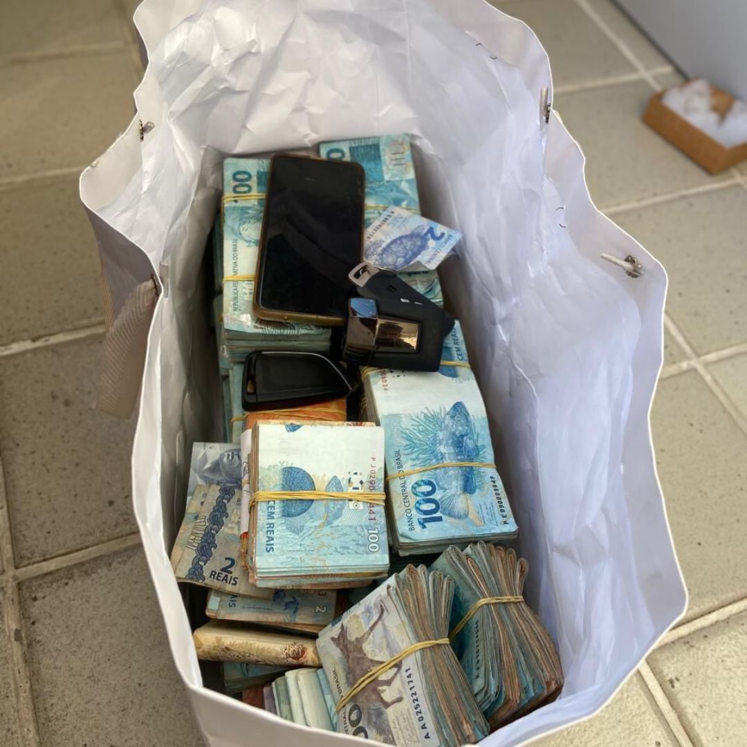 PF e CGU deflagram operação e cumprem mandados na sede da Sesapi em Teresina