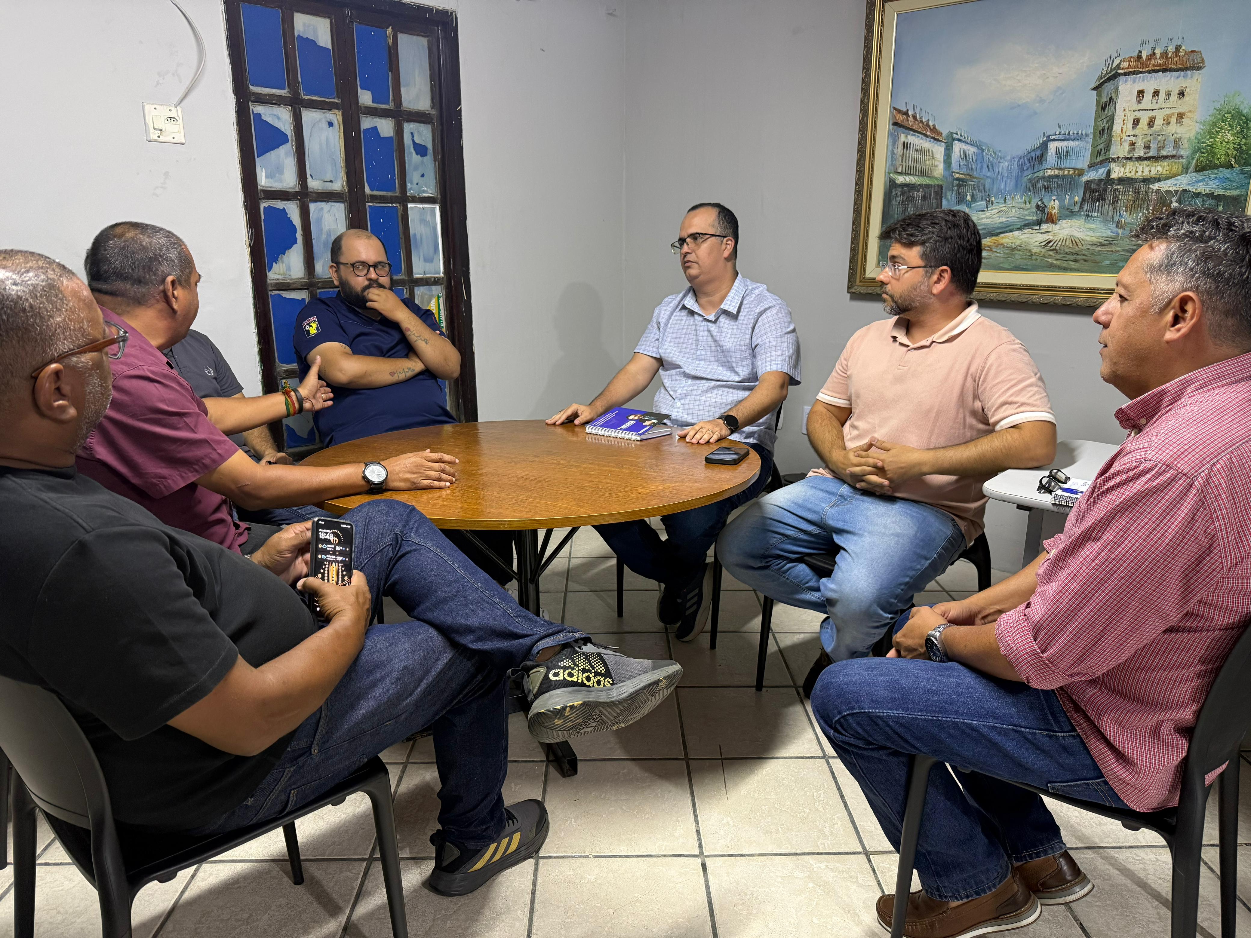 Prefeitura de Parnaíba inicia diálogo com o Sindicato da Saúde para reajuste salarial após 14 anos de defasagem