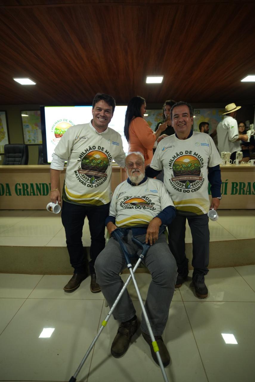 Instituto Ibramar e Fazenda Chapada Grande plantam muda simbólica que marca 1 milhão de árvores em ação de recuperação ambiental