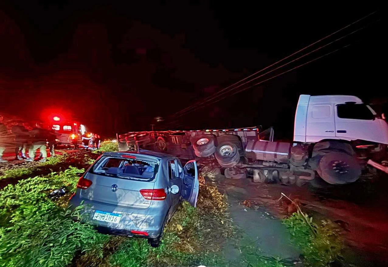 Vereador e jovem morrem em grave acidente no interior do Piauí; pai do parlamentar morre ao ser informado