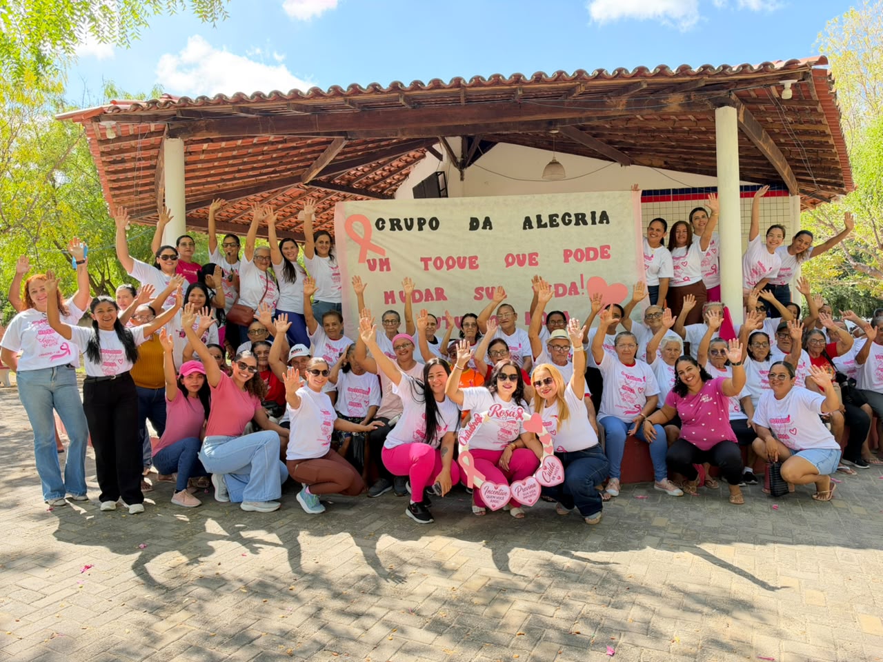 Prefeitura de Pau d’Arco realiza Caminhada pela Vida em alusão ao Outubro Rosa